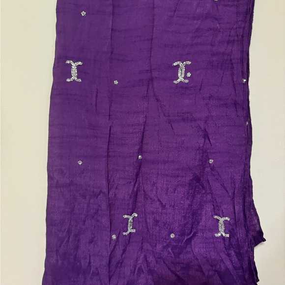 SCARF 🧣 with silver beads - Picture 4 of 5